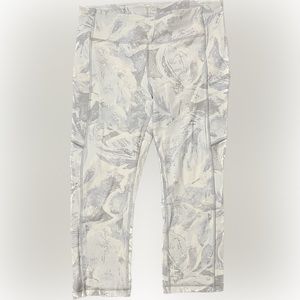Like New Lululemon Fast and Free Print Crops Size 10